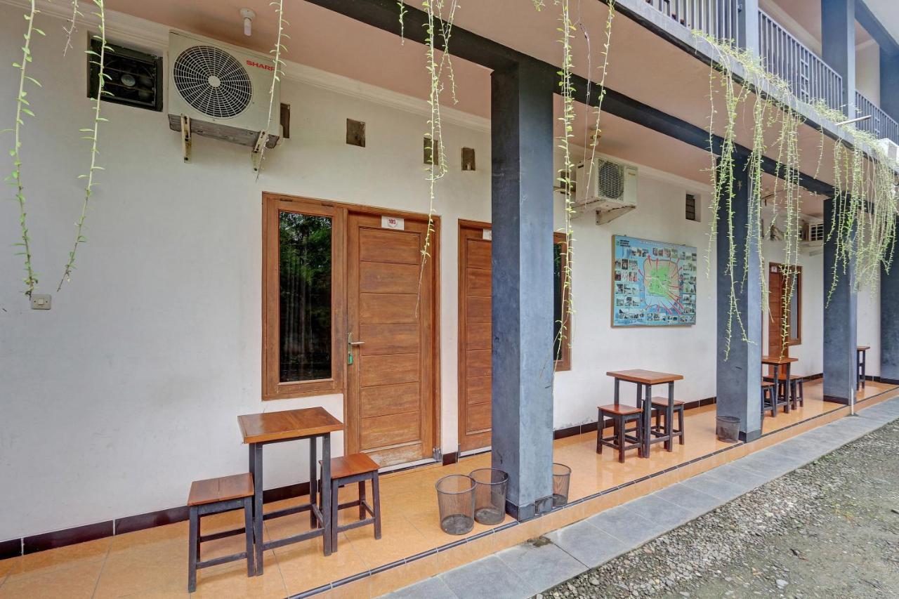 Hotel Wisma Ck Kebumen 외부 사진