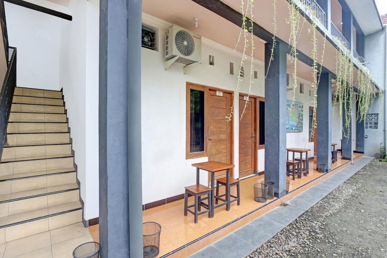 Hotel Wisma Ck Kebumen 외부 사진